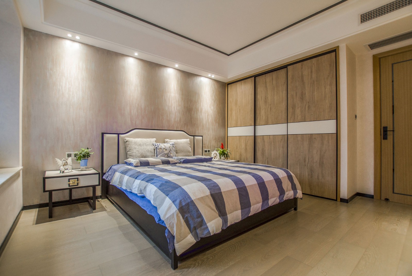 装修案例轻奢简欧风格室内装修效果图-卧室 装修案例轻奢简欧风格室内装修效果图-卧室